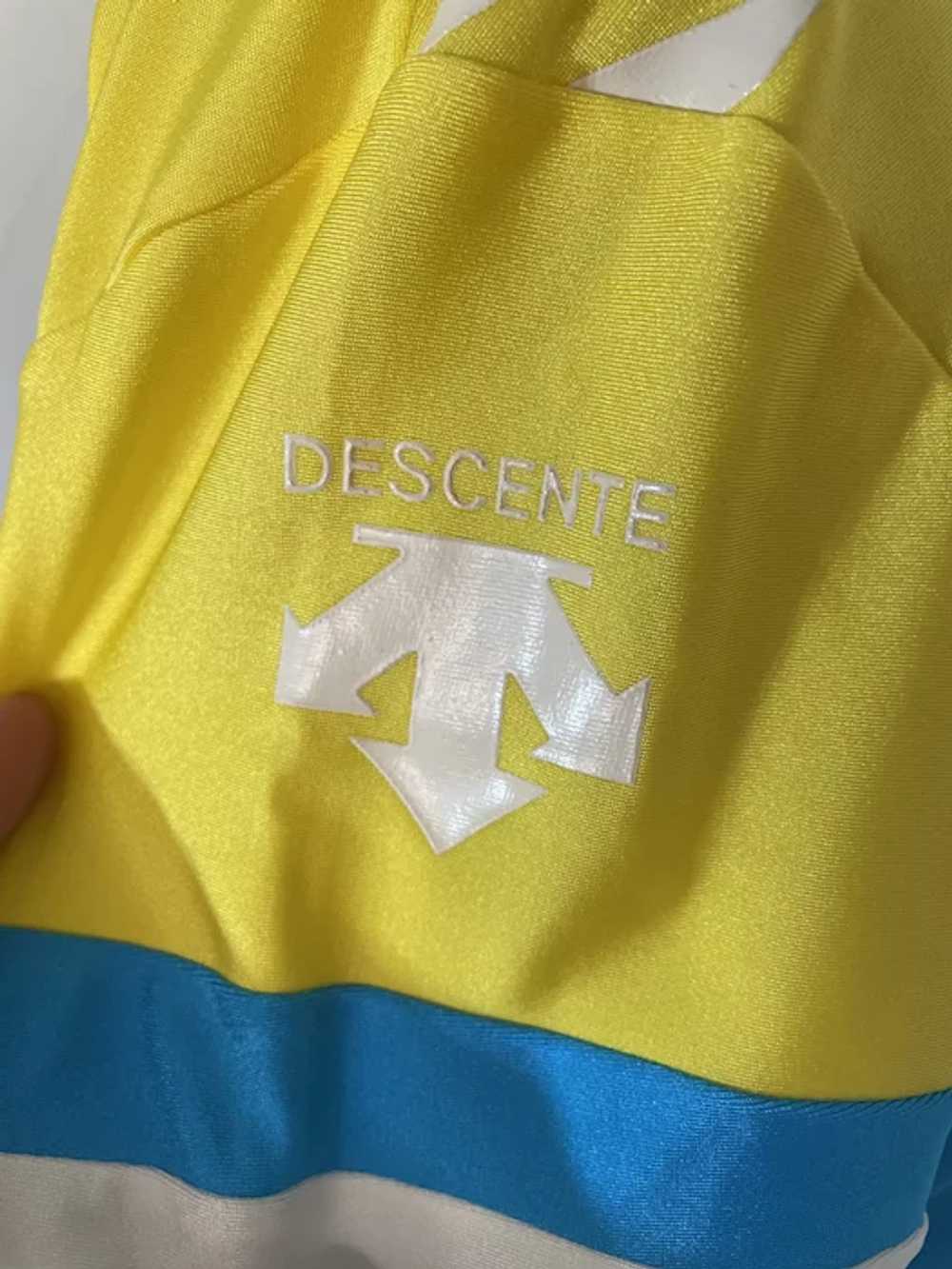 Vintage 1990s Descente Yellow and Blue Long Sleev… - image 5