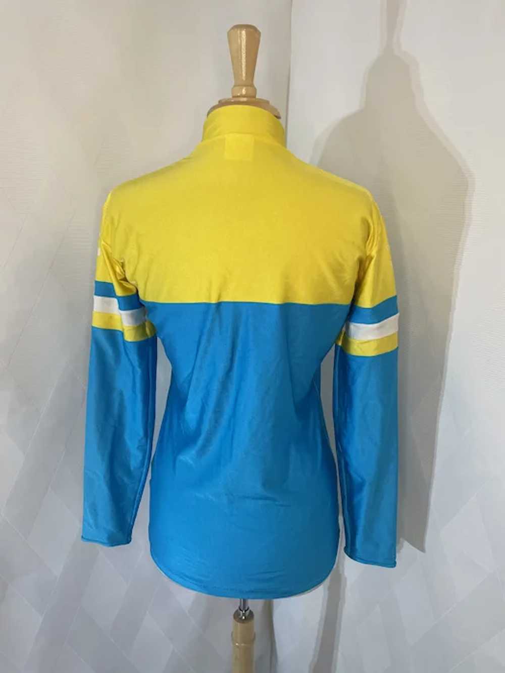 Vintage 1990s Descente Yellow and Blue Long Sleev… - image 6