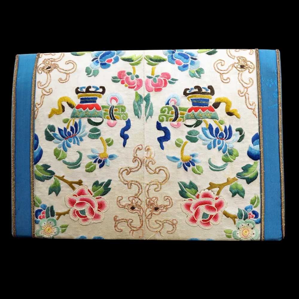 Vintage Chinese Embroidered Clutch Purse with Mat… - image 7