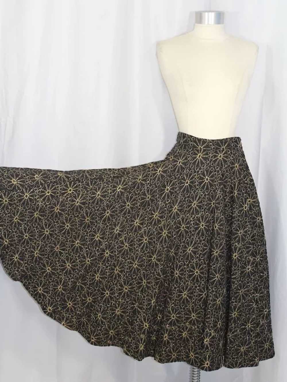 Vintage 1950s Novelty Quilted Black Circle Skirt … - image 7