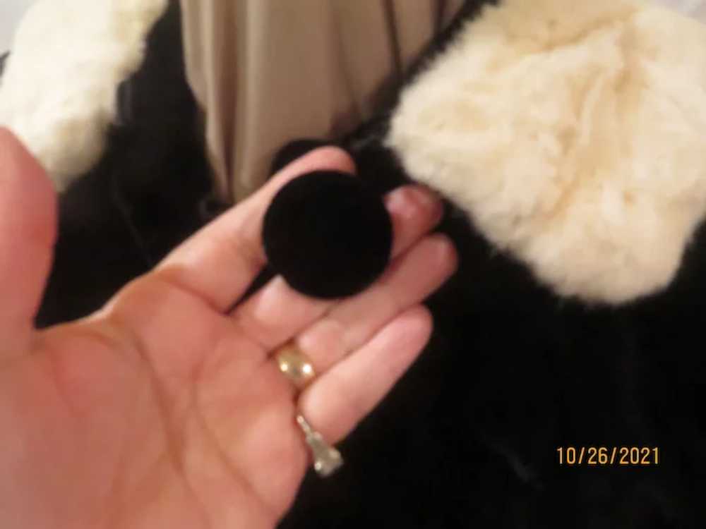 Trim Fit Velvet Coat with White Fur collar - image 6