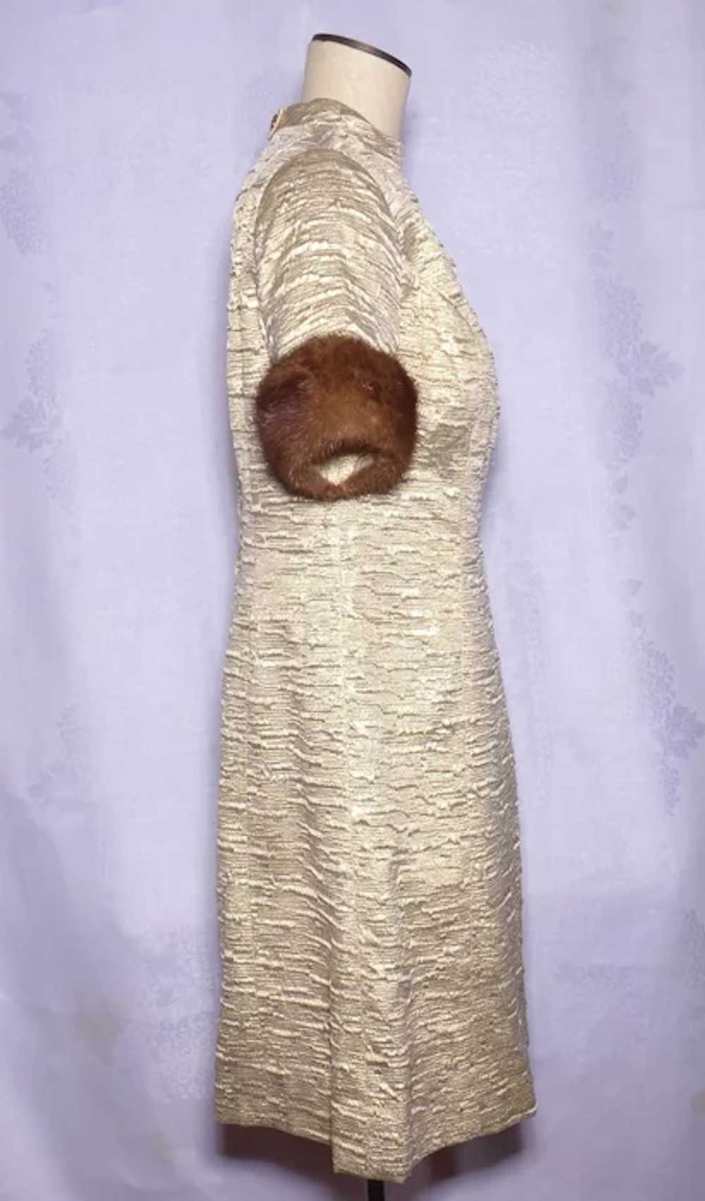 Vintage 1960s Gold Metallic Fabric A-Line Dress M… - image 4