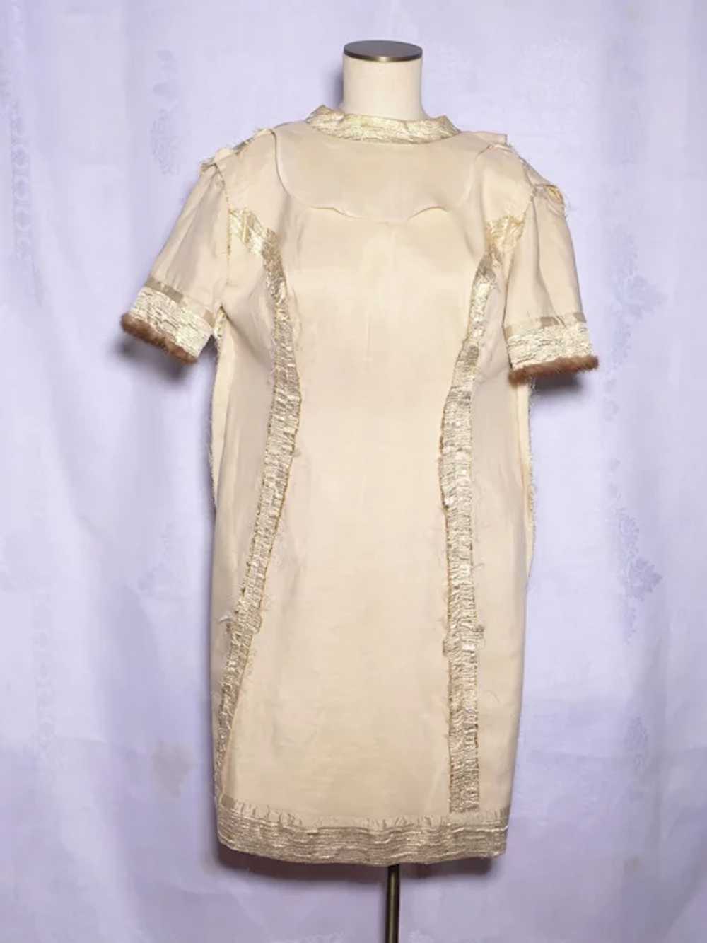 Vintage 1960s Gold Metallic Fabric A-Line Dress M… - image 6