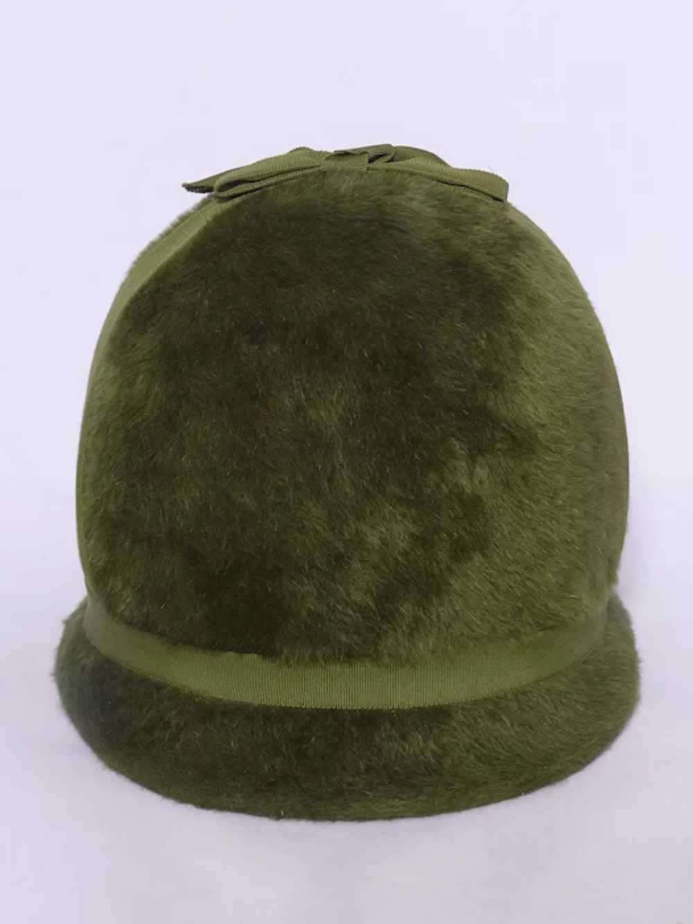 Vintage 1960s Oleg Cassini Helmet Style Hat Olive… - image 5