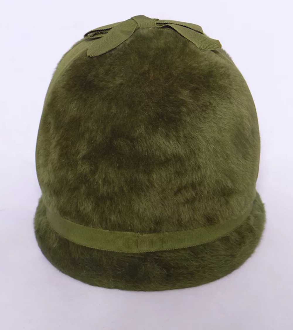 Vintage 1960s Oleg Cassini Helmet Style Hat Olive… - image 6