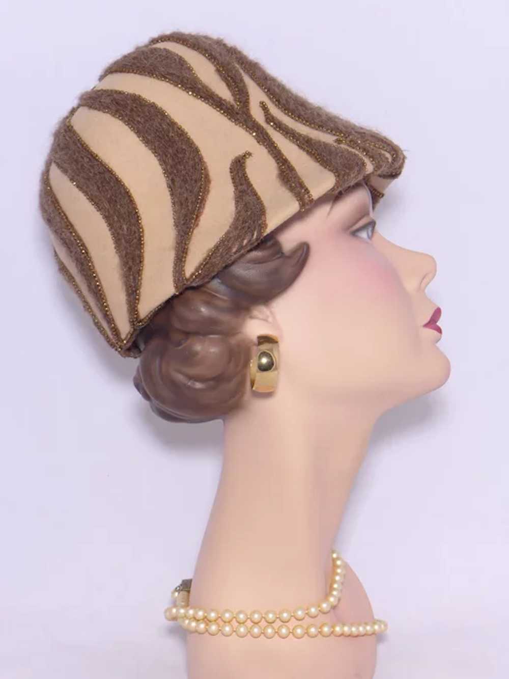 Vintage 1960s Town Topper Bucket Style Wool Felt … - image 4