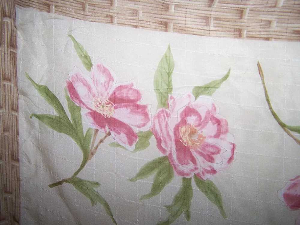 A Delicate Vintage Small Pink Flower Pattern Ladi… - image 4