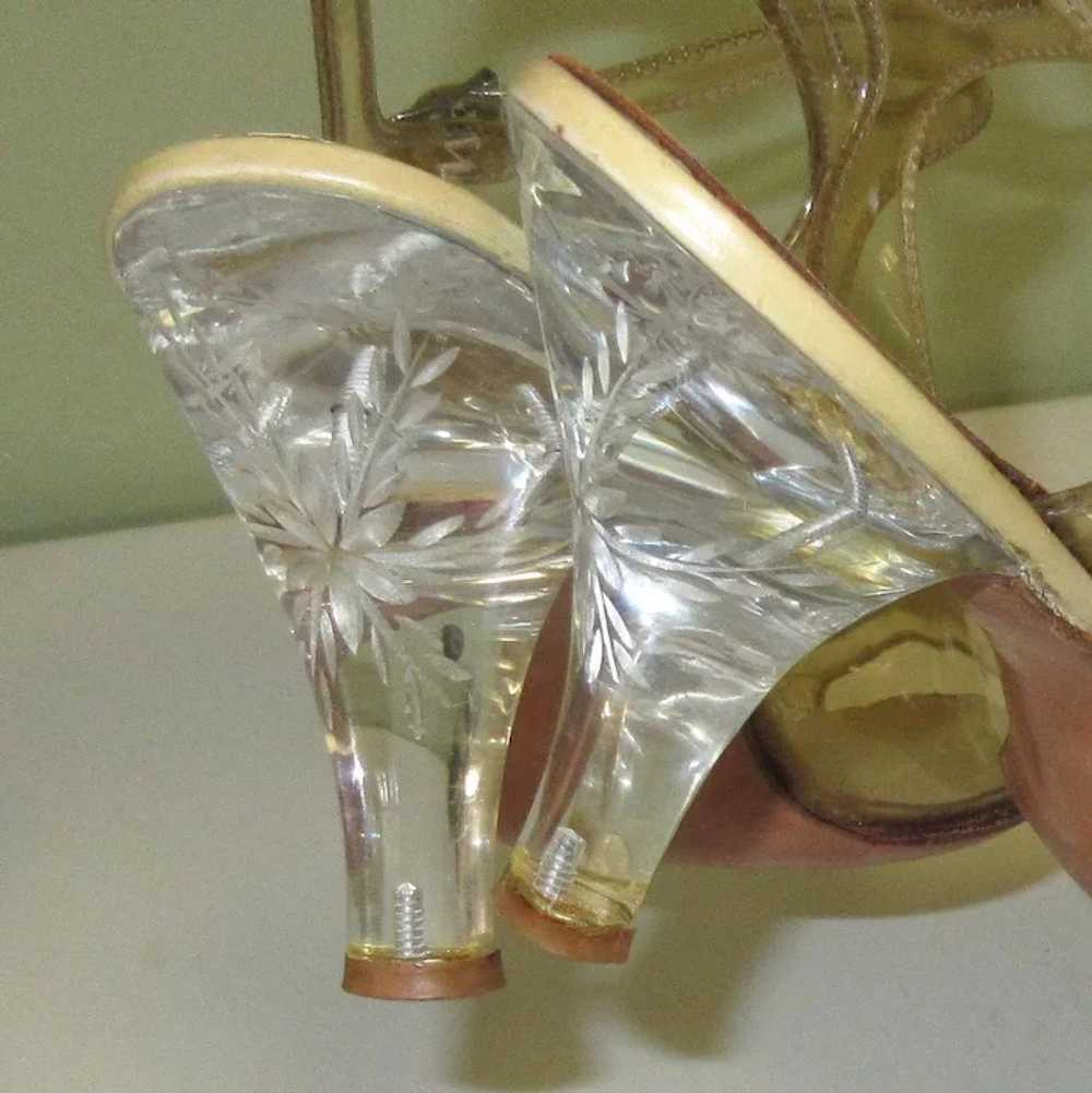Carved Lucite Heels, Vintage 50's Sling Back Shoes - image 4