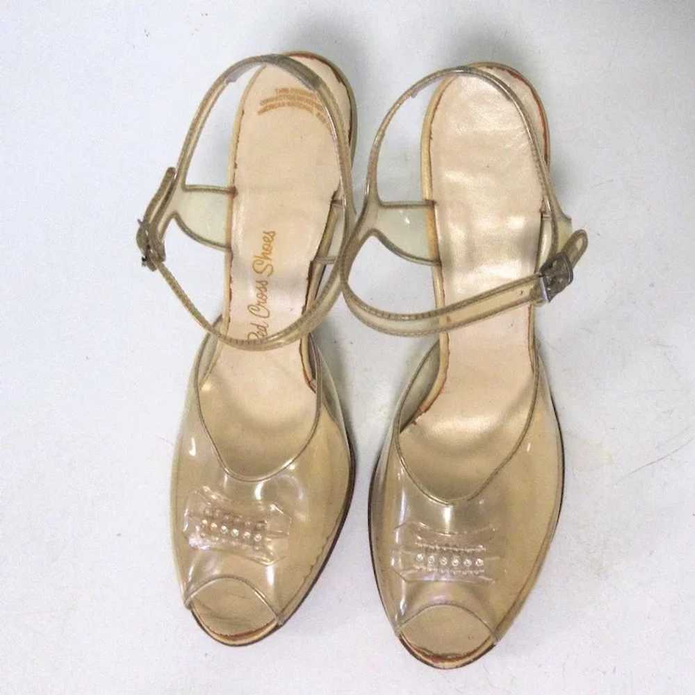 Carved Lucite Heels, Vintage 50's Sling Back Shoes - image 7