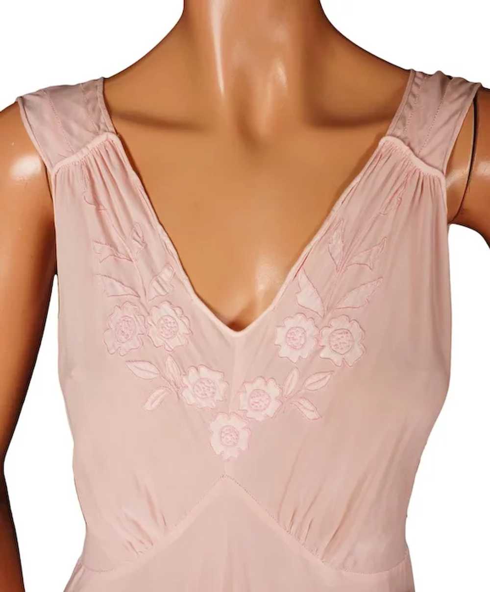 Vintage 1940s Silk Nightgown Pink Nightie w Embro… - image 4