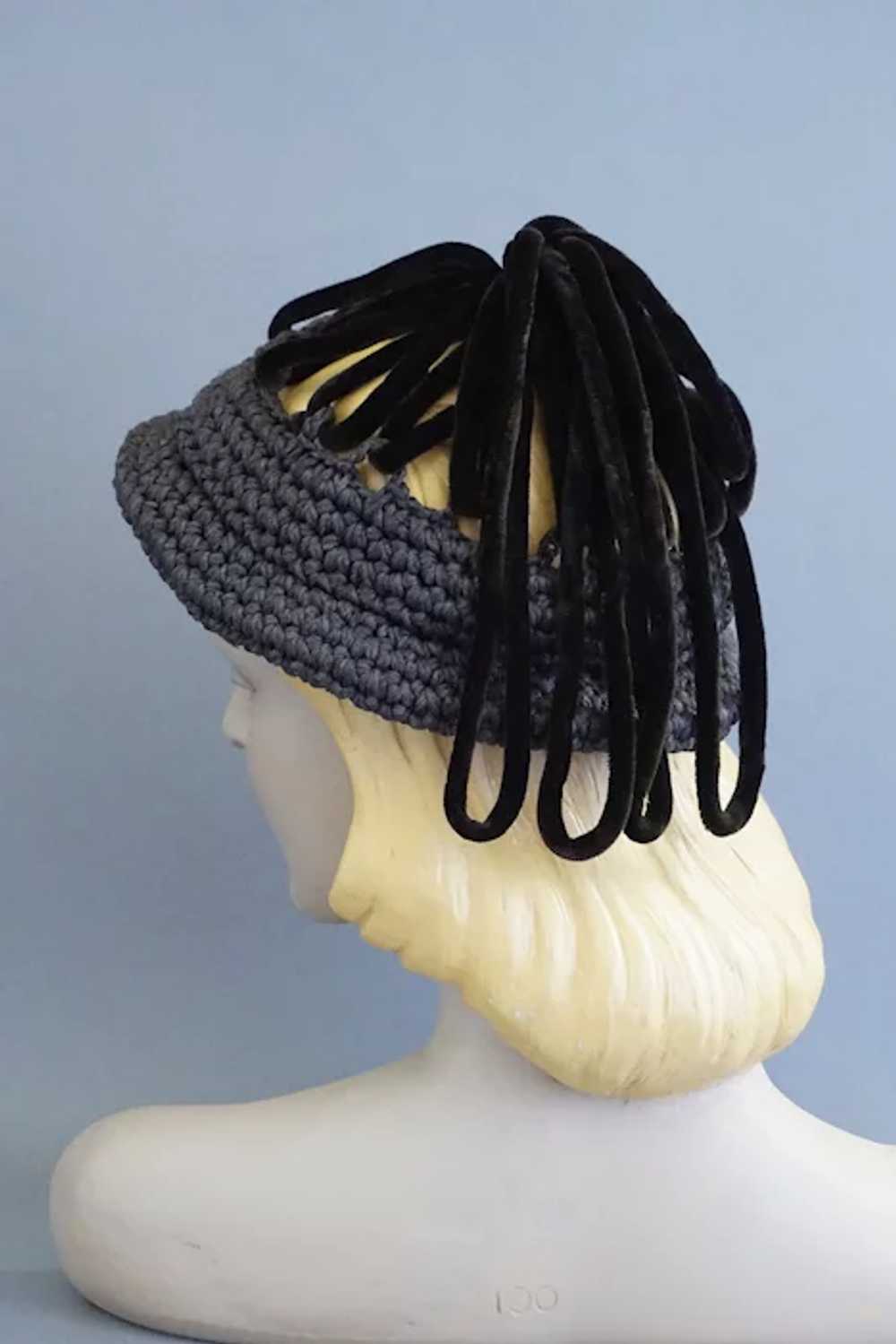 1940s Grey Crochet Cap with Brown Velvet Loops by… - image 6