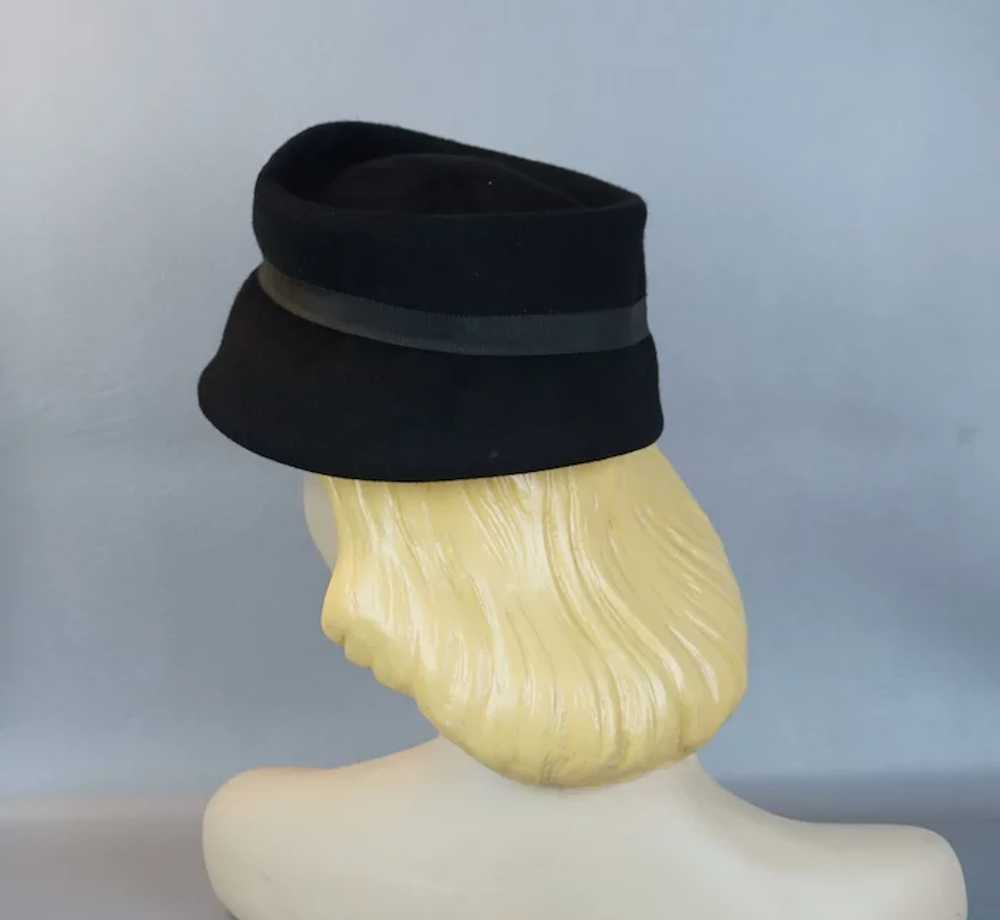 50s - 60s Black Wool Bucket Style Church Hat,  Sz… - image 4