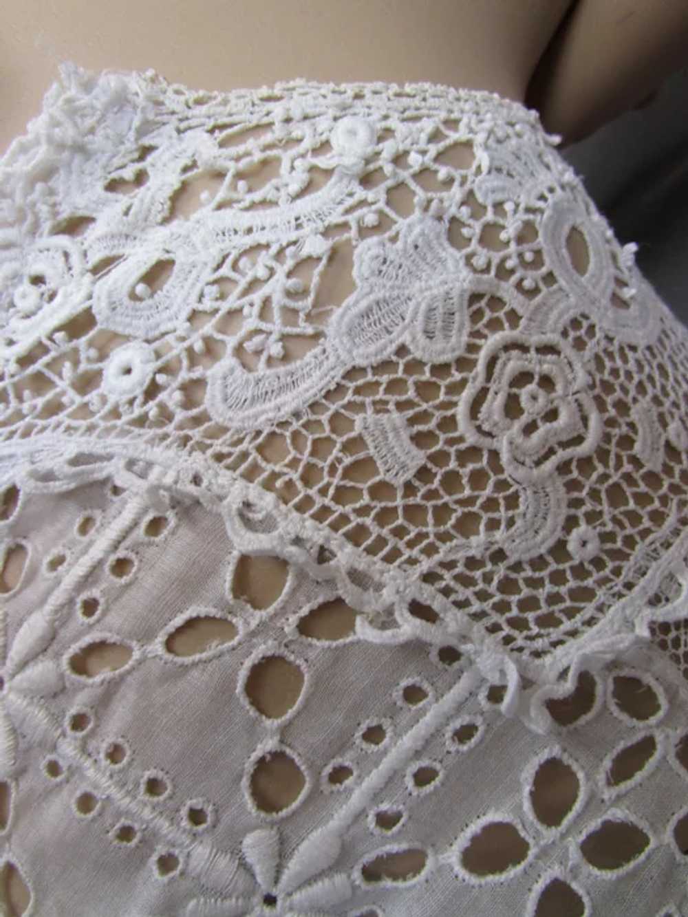 Exceptional Summer Dress Edwardian Era White Brod… - image 10