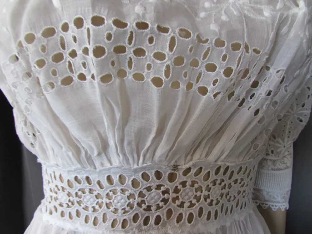 Exceptional Summer Dress Edwardian Era White Brod… - image 8