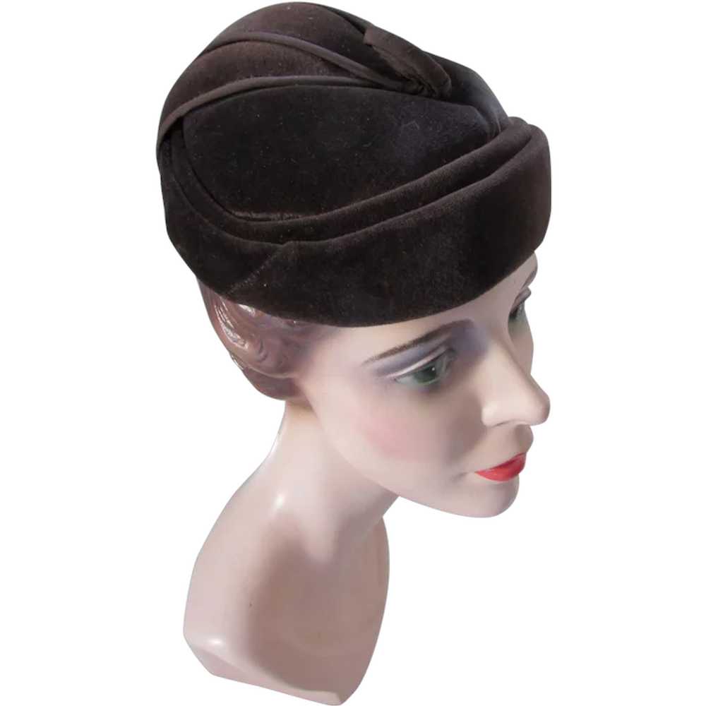 Handsome Chocolate Brown Velvet Hat Made in Engla… - image 1
