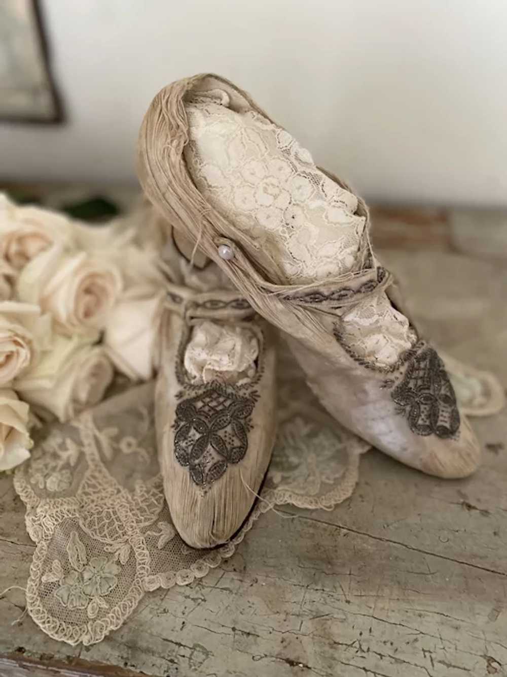 Antique Edwardian Shoes Timeworn Shredded Silk Si… - image 2