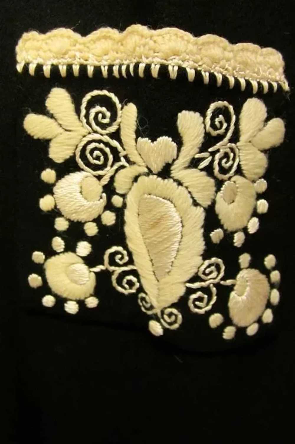 Edwardian Black and White Hand-Embroidered Jacket - image 6