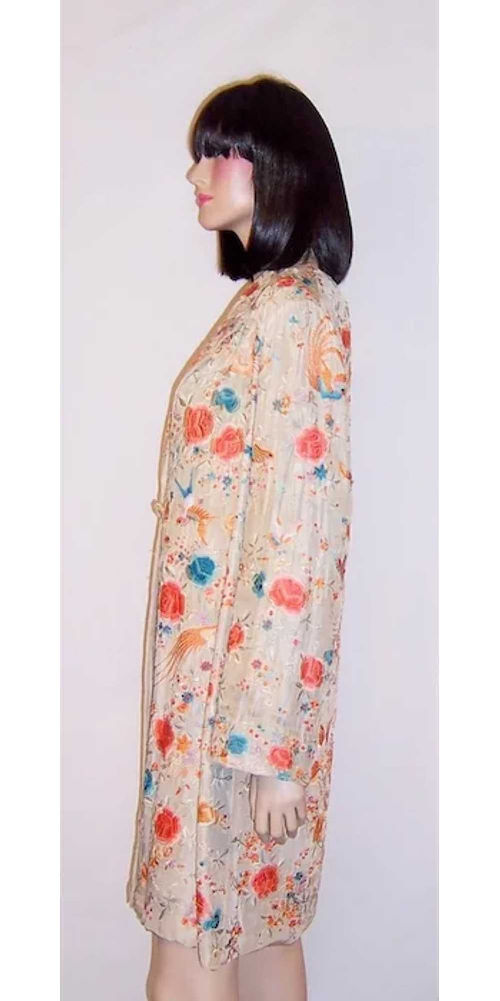 1920's Chinese Embroidered Silk Coat with Coral a… - image 4