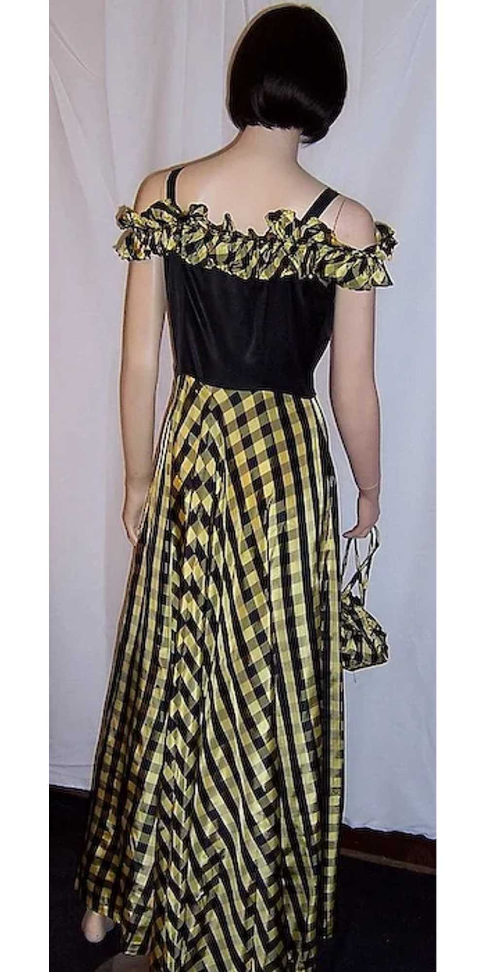 1940's Black & Yellow Checked Evening Gown with M… - image 3