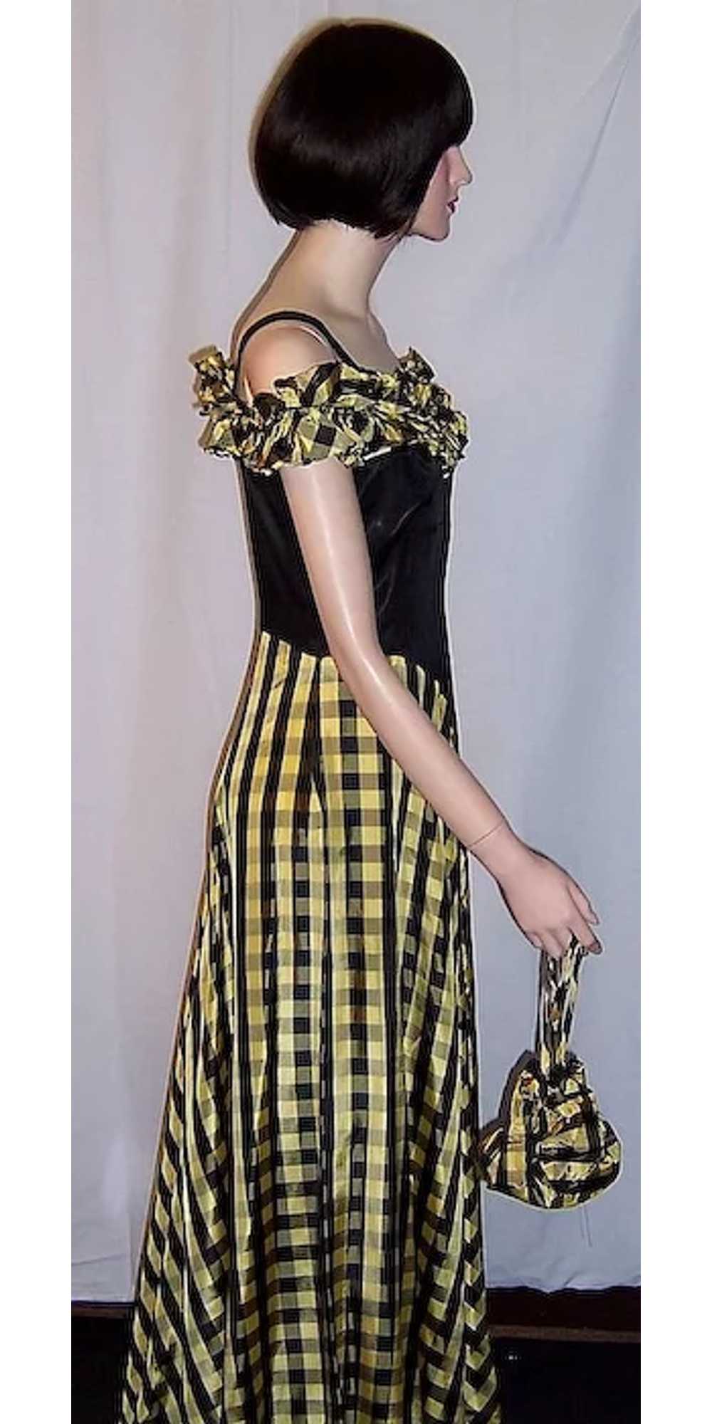 1940's Black & Yellow Checked Evening Gown with M… - image 4