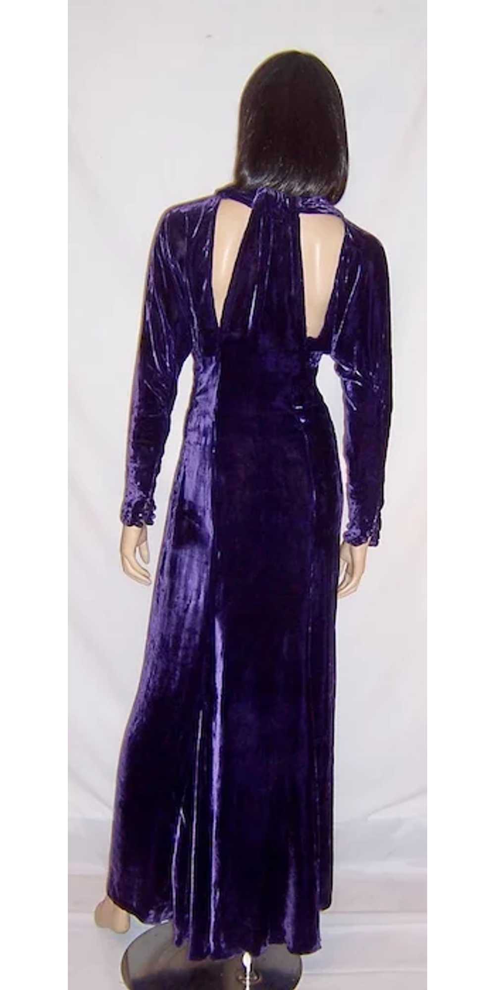 1930's Violet Silk Velvet Evening Gown with Rhine… - image 4
