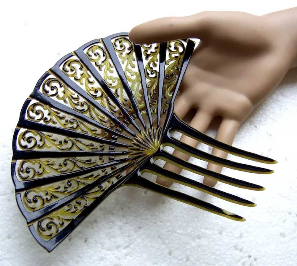 Sunray style Art Deco hair comb celluloid fan sha… - image 3