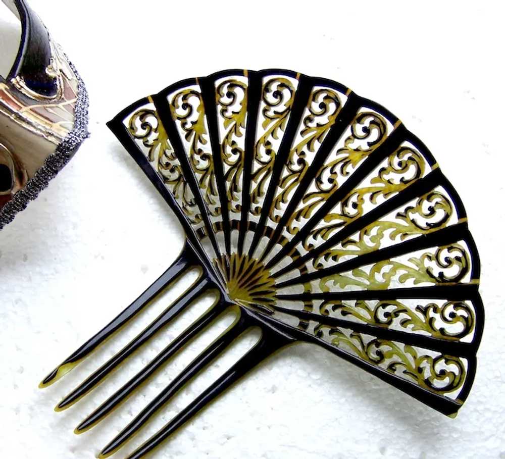 Sunray style Art Deco hair comb celluloid fan sha… - image 8