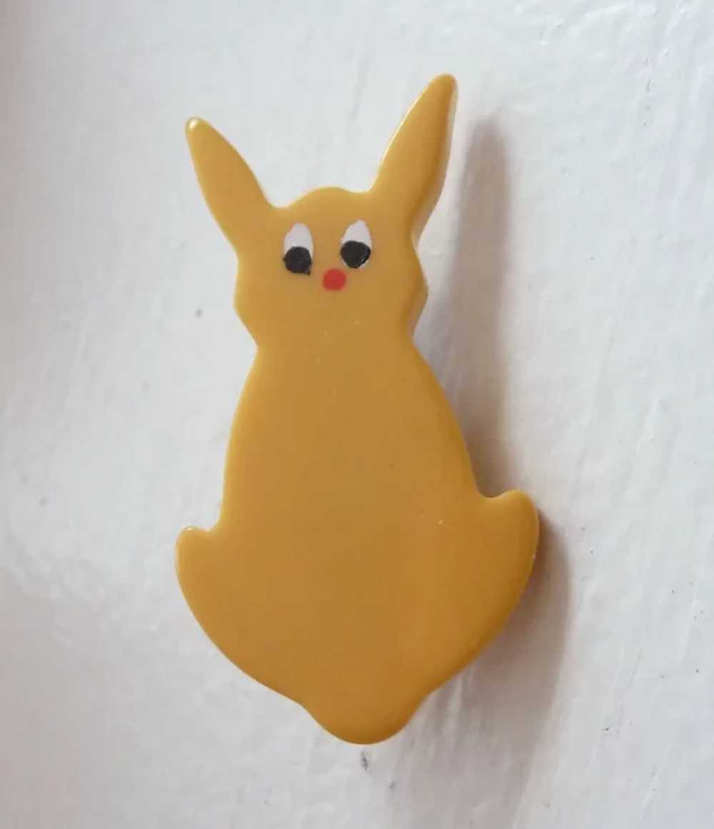 Bakelite Realistic Yellow Bunny Rabbit Hair Ornam… - image 2