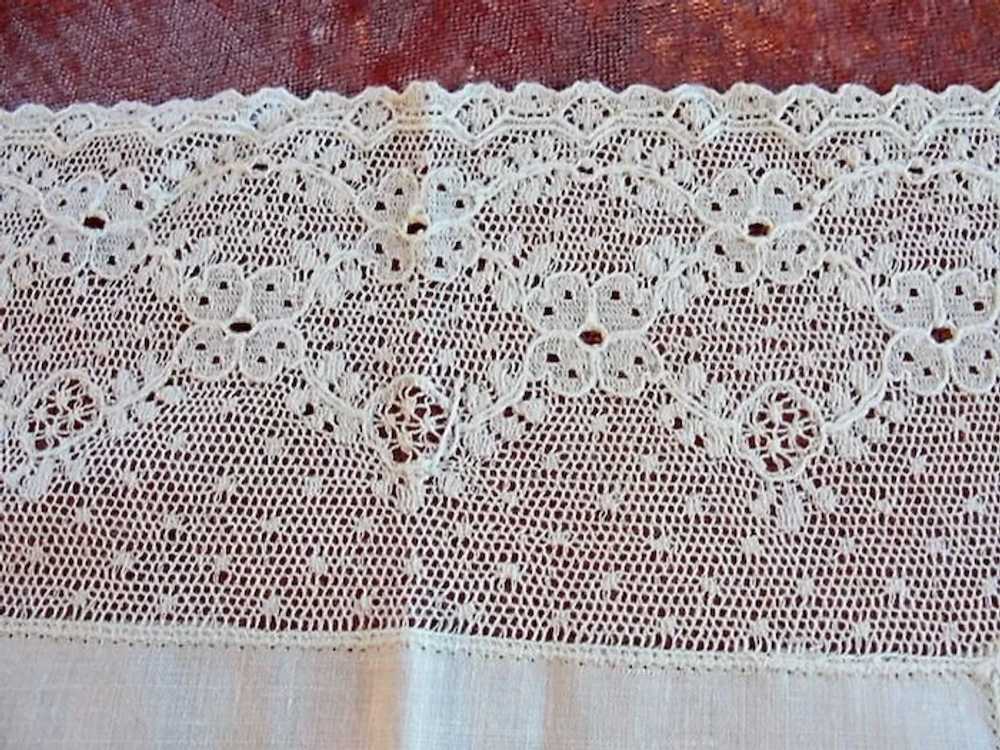 ANTIQUE French BRIDAL WEDDING Handkerchief Fine L… - image 2