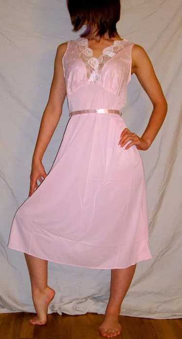 Vintage 1960 Lorraine Pink Nightgown NWT NEW NOS … - image 1