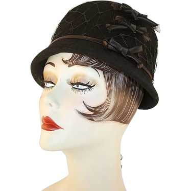 Vintage Black Felted Wool Hat With Black Netting … - image 1