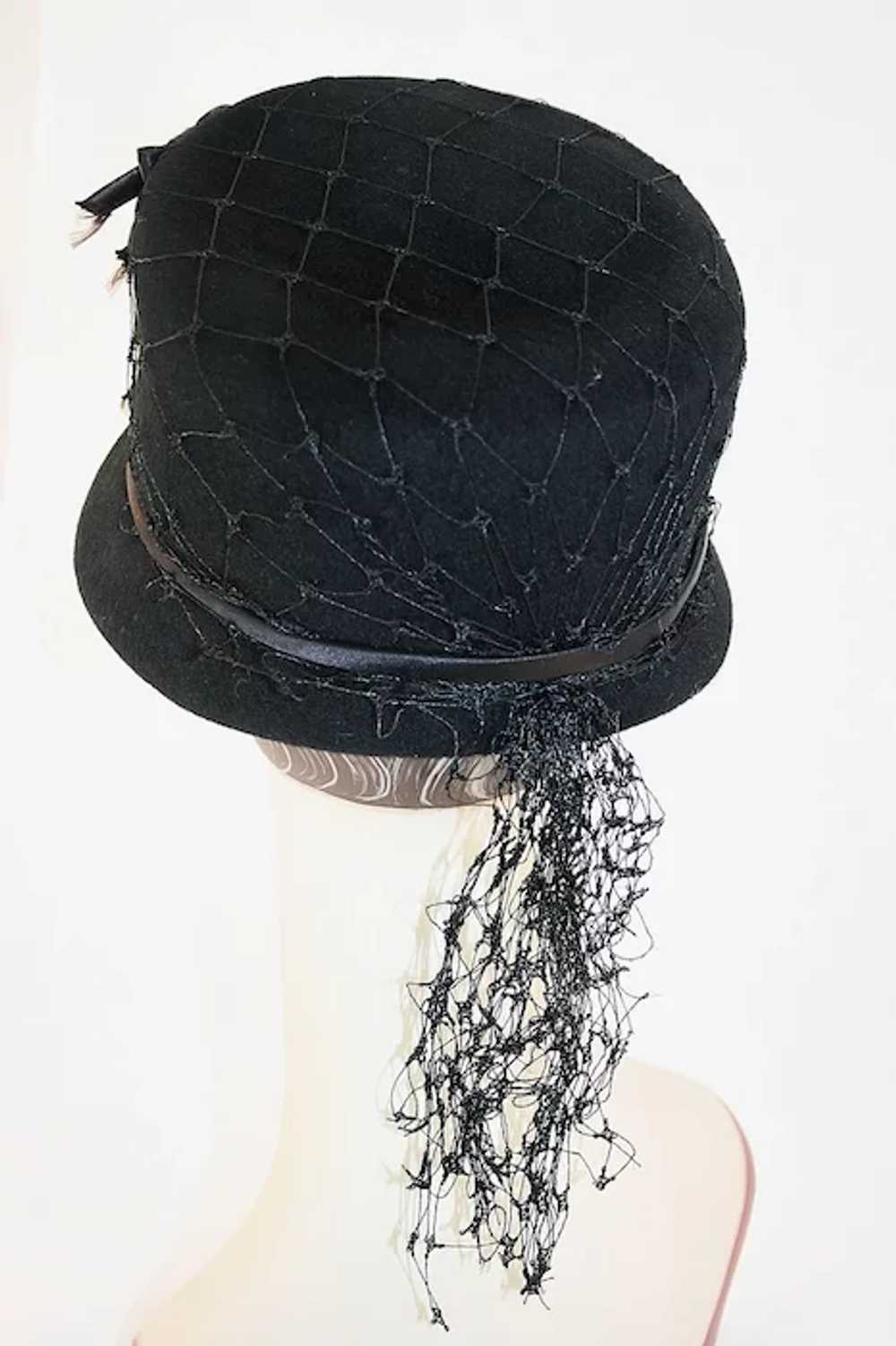 Vintage Black Felted Wool Hat With Black Netting … - image 5