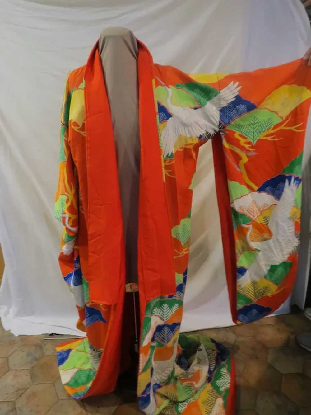 Uchikake Wedding Kimono with Padded Hem - image 5