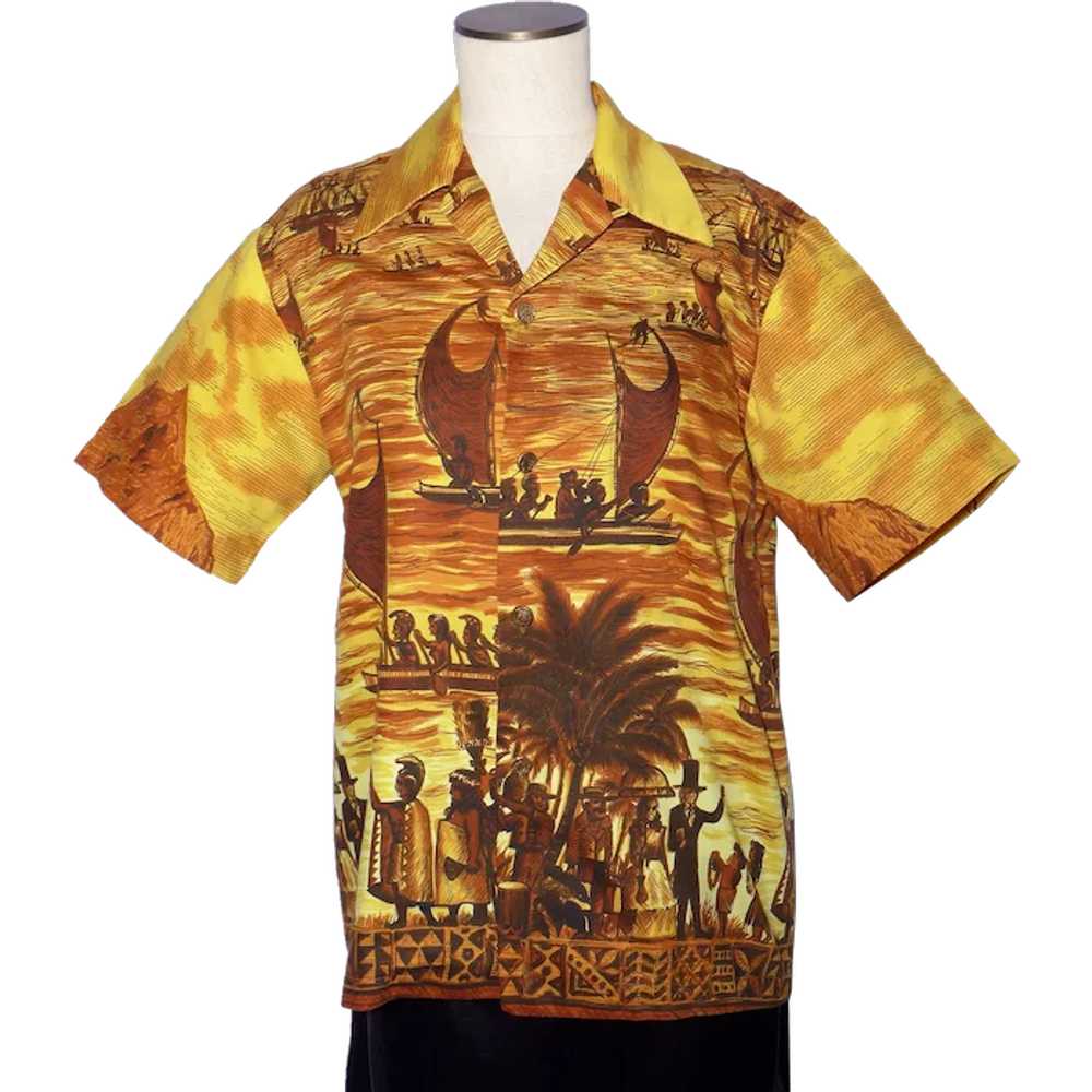 Vintage 1960s Royal Polynesian Hawaiian Shirt  Hi… - image 1