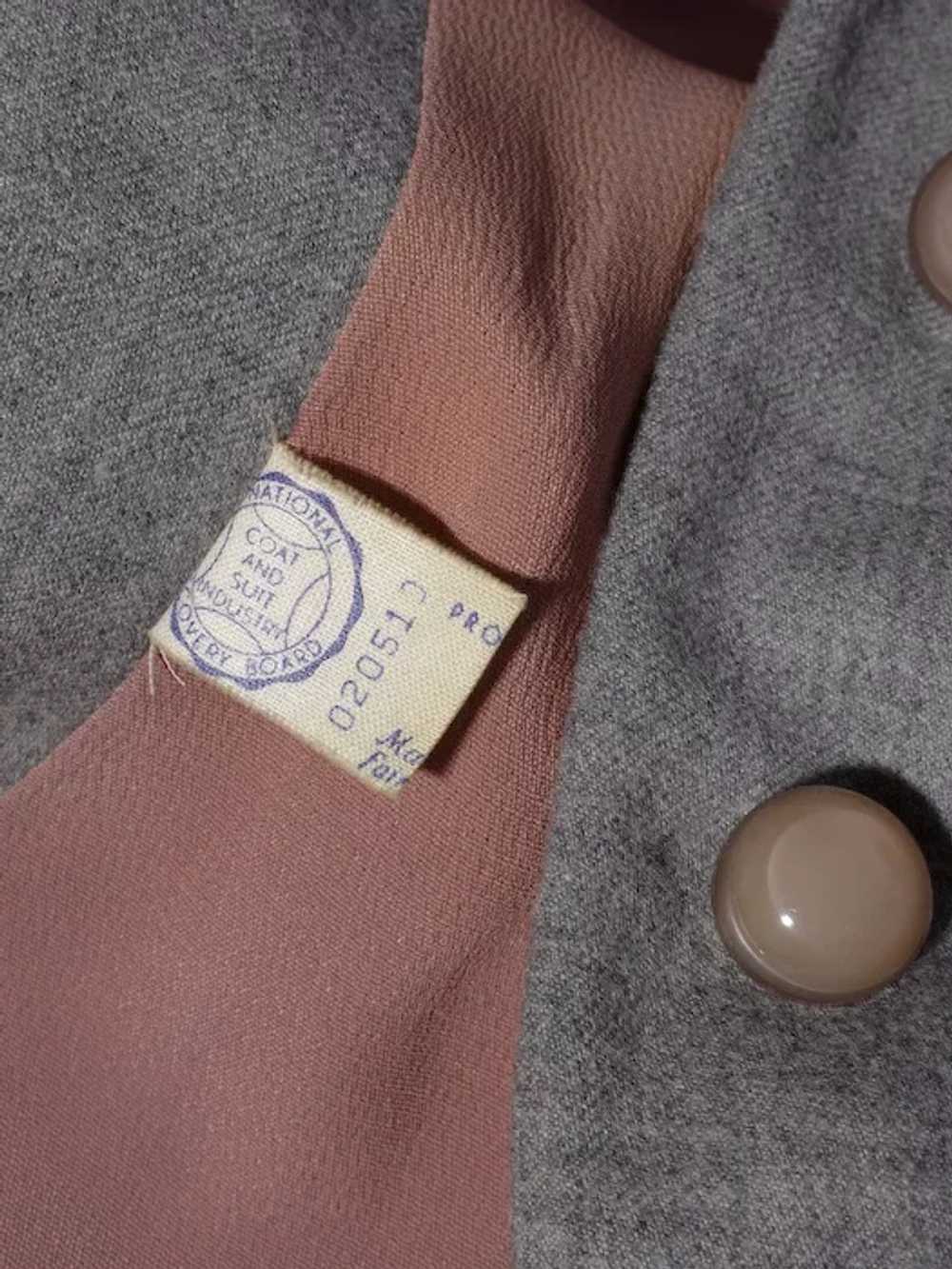 Vintage 1940s Ladies Suit Jacket and Skirt Gray W… - image 10