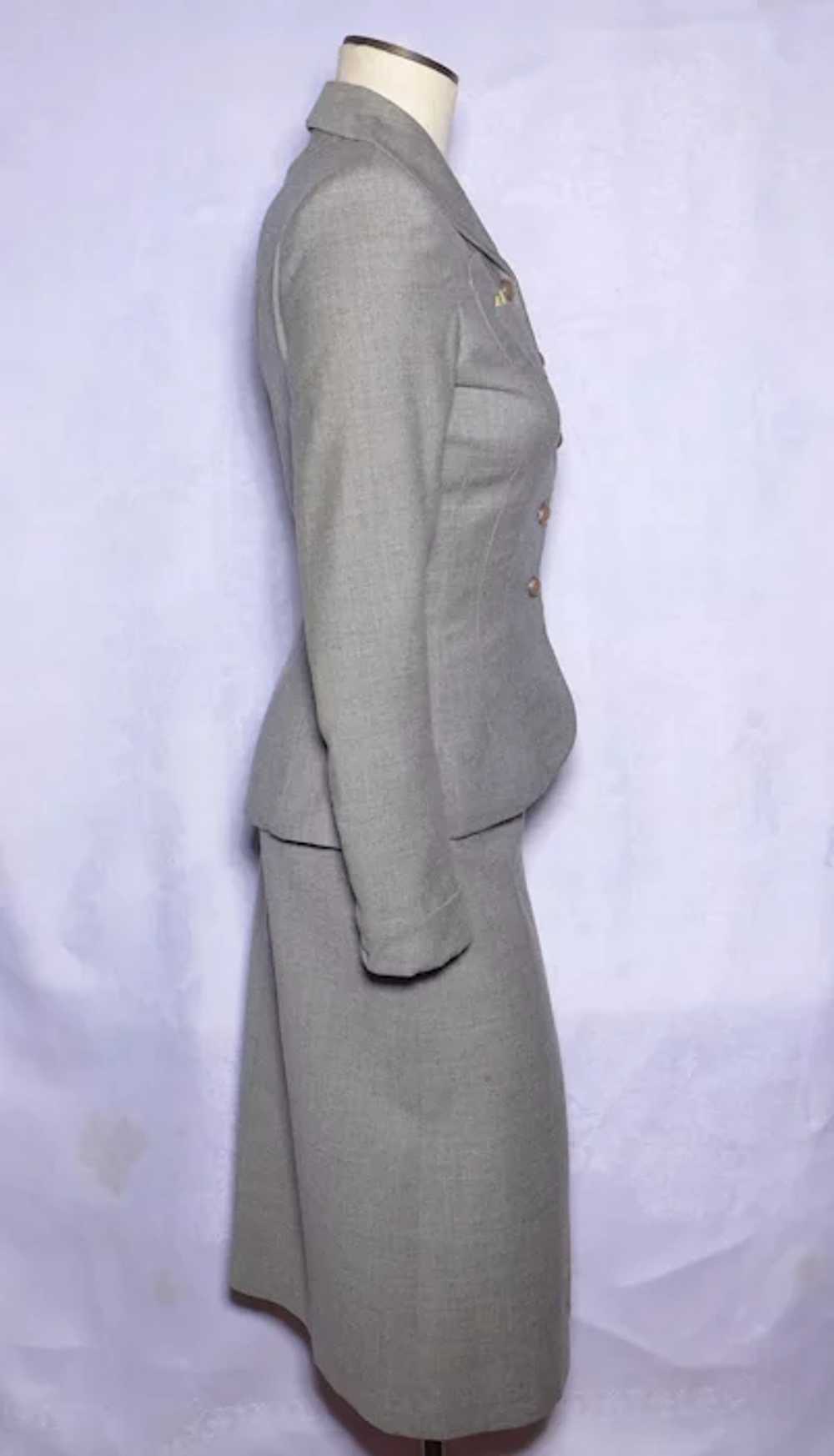 Vintage 1940s Ladies Suit Jacket and Skirt Gray W… - image 4