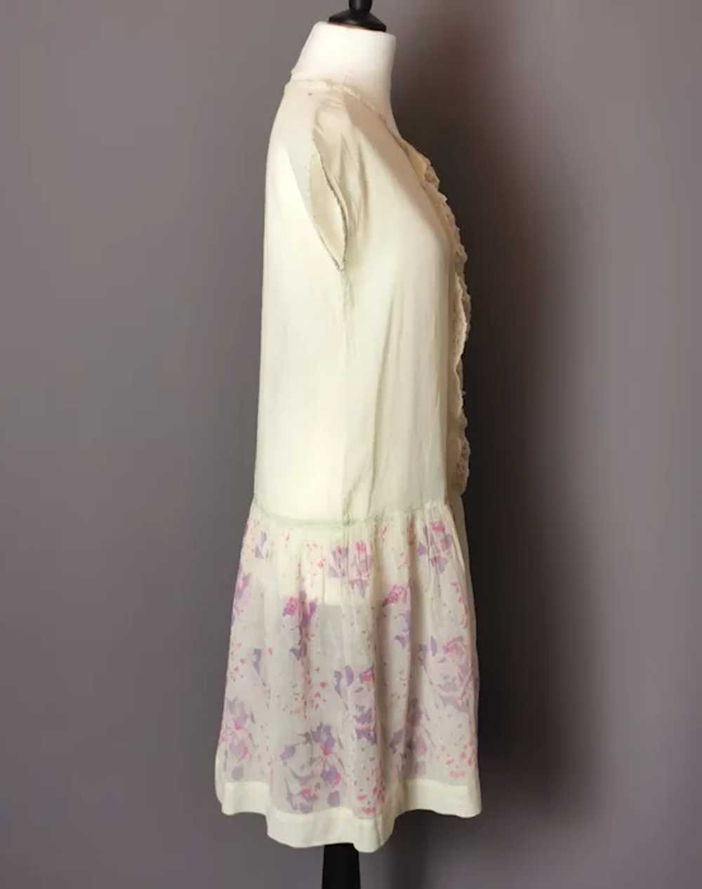 Vintage 1920s day dress, batiste cotton, floral - image 11
