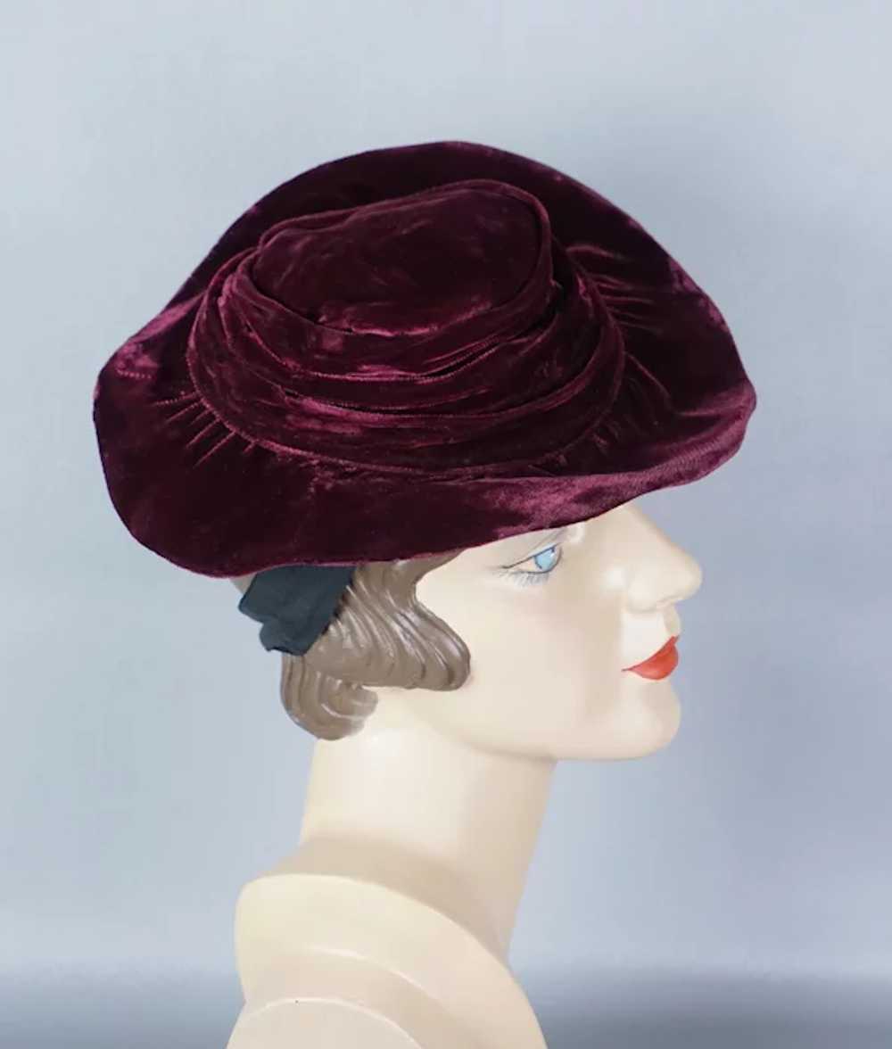 40s Mulberry Velvet Brimmed Tilt Hat - image 7