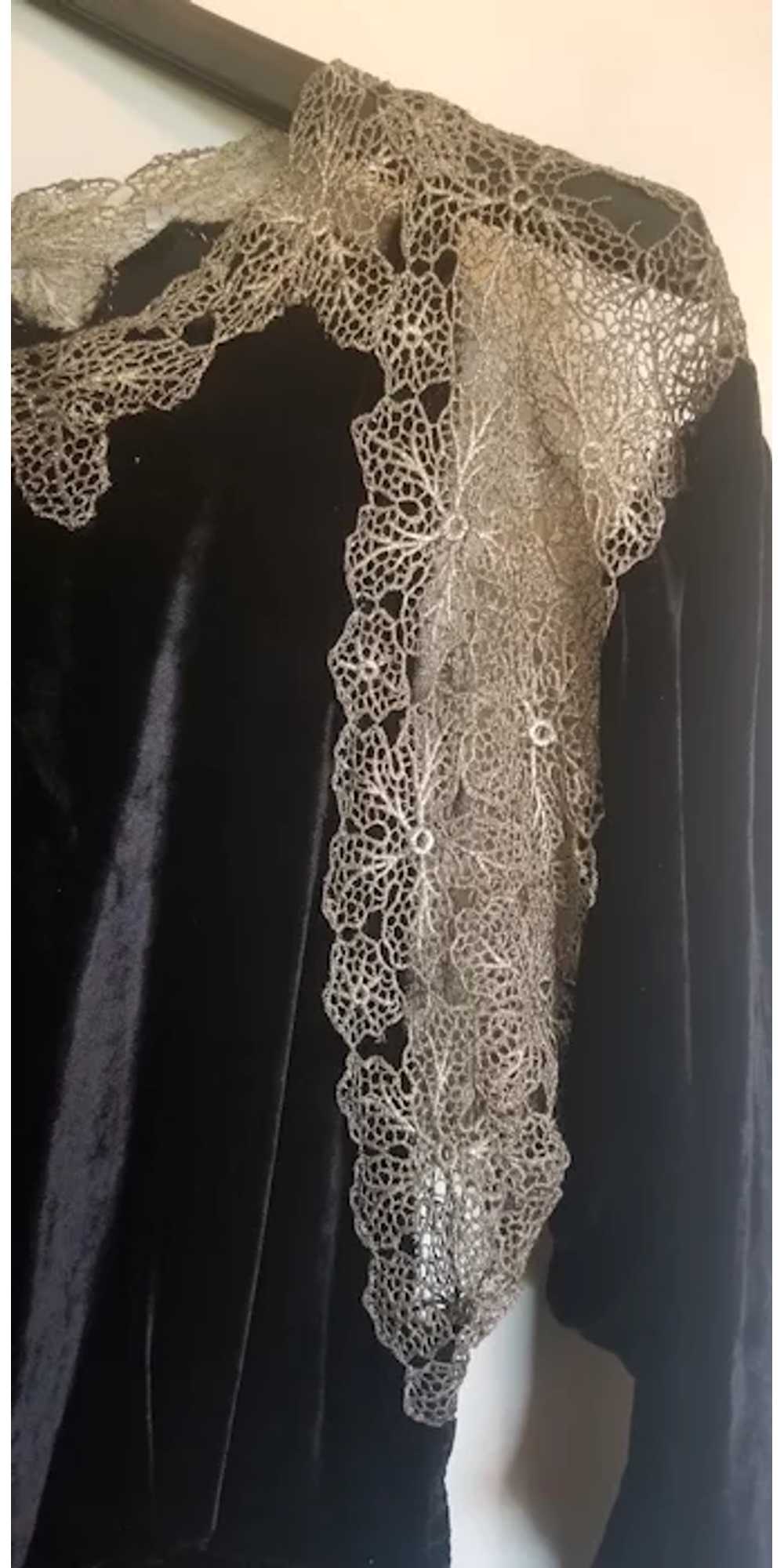 Art Deco Black Velvet & Silver Metallic Lace Gown - image 2