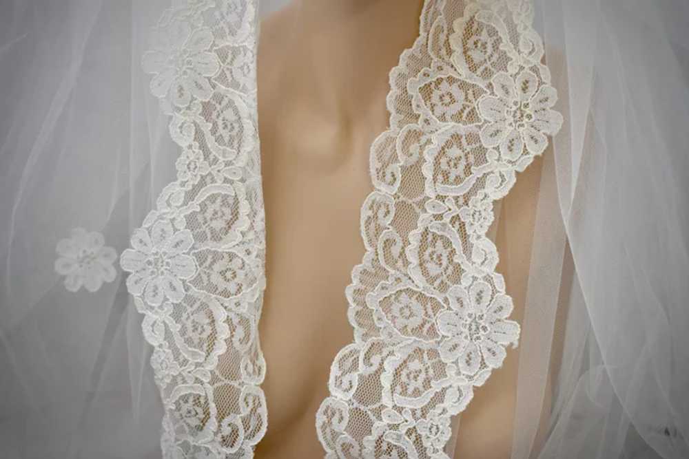 Extraordinary Art Deco Irish Lace & Faux White Pe… - image 10