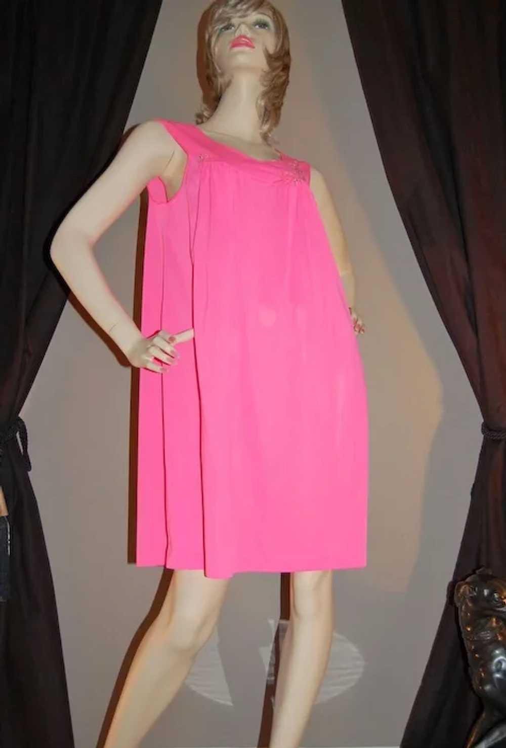1960s Lorraine 2-Pc Hot Pink Nylon Nightgown &amp… - image 6