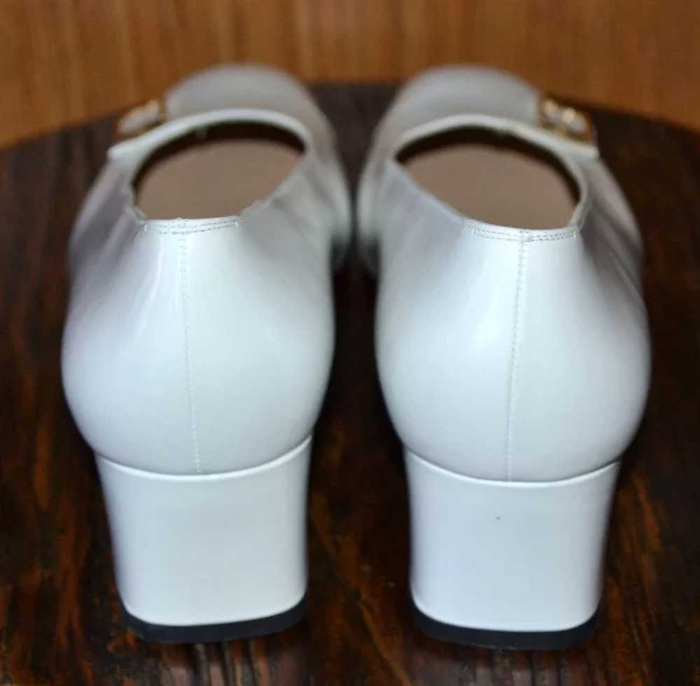 NOS Salvatore Ferragamo Lily White Leather Classi… - image 5