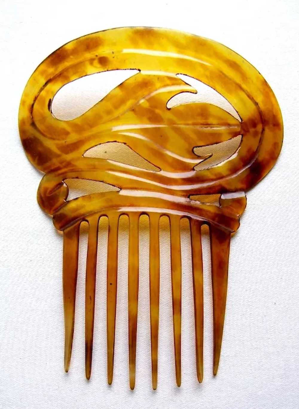 Victorian steer horn hair comb Spanish style swir… - image 7