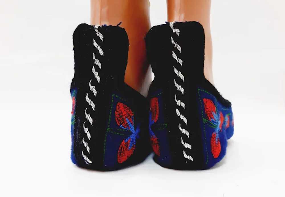 Vintage Bulgarian handmade folk slippers - image 7