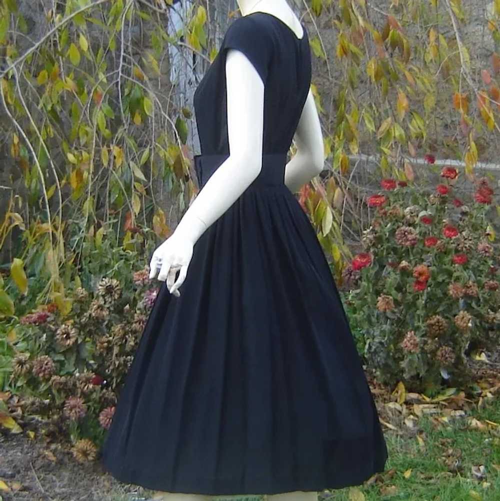 Vintage 1950s Black Dress Full Skirt Wide Belt - image 5
