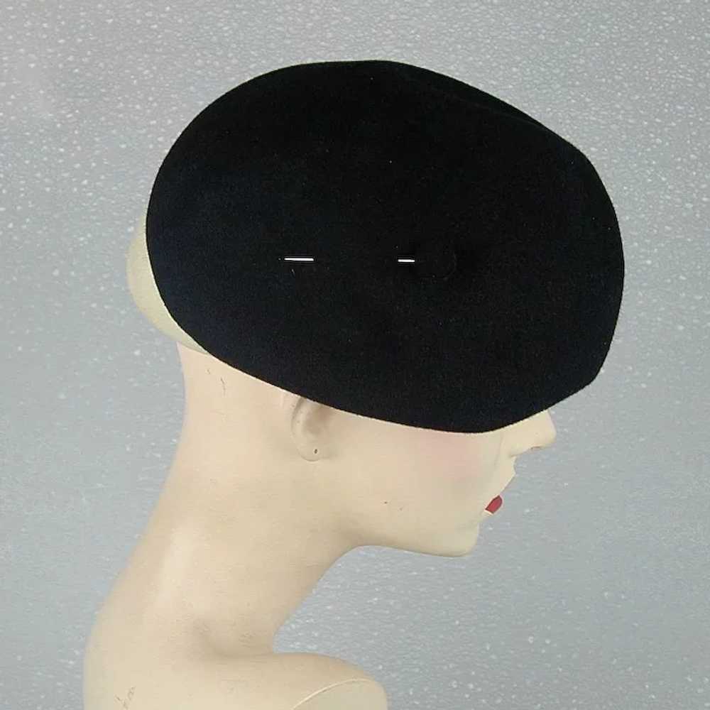 Vintage 1950s Frank Olive Black-on-White Sassy Hat - image 4