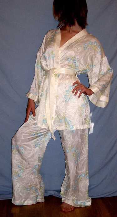 Vintage 1970 Barbizon Satin Remarque Ladies Pajama