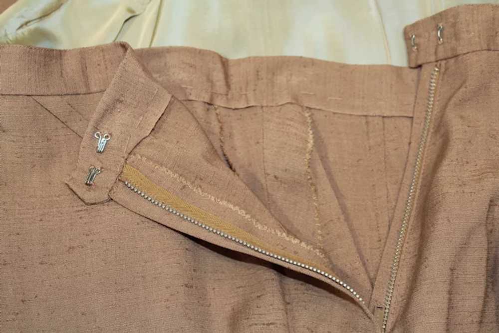 Vintage 1950s Light Brown Rayon Shantung Skirt Su… - image 11