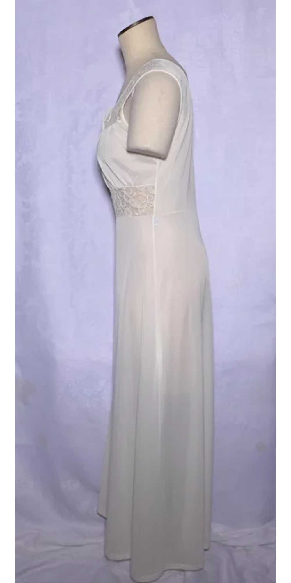 Vintage 1950s Radcliffe Nightgown Full Length Whi… - image 2