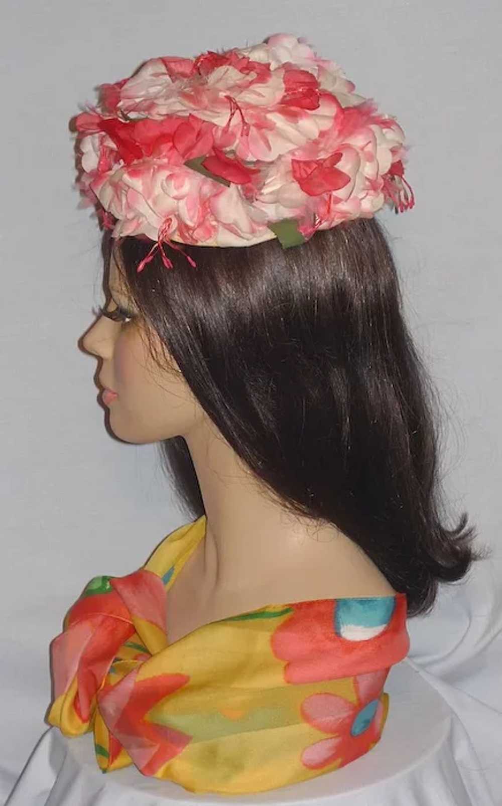 Vintage 1960s Schiaparelli Floral Bubble Toque Hat - image 3